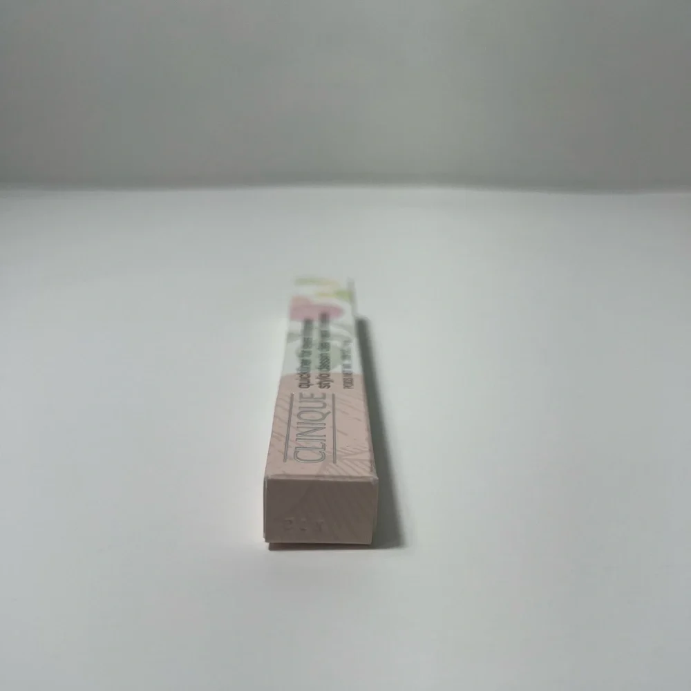Clinique Quickliner for Eyes Intense Eyeliner in 01 Intense Black